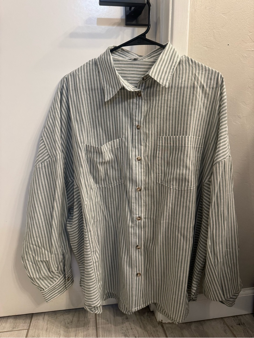 fashion nova button up